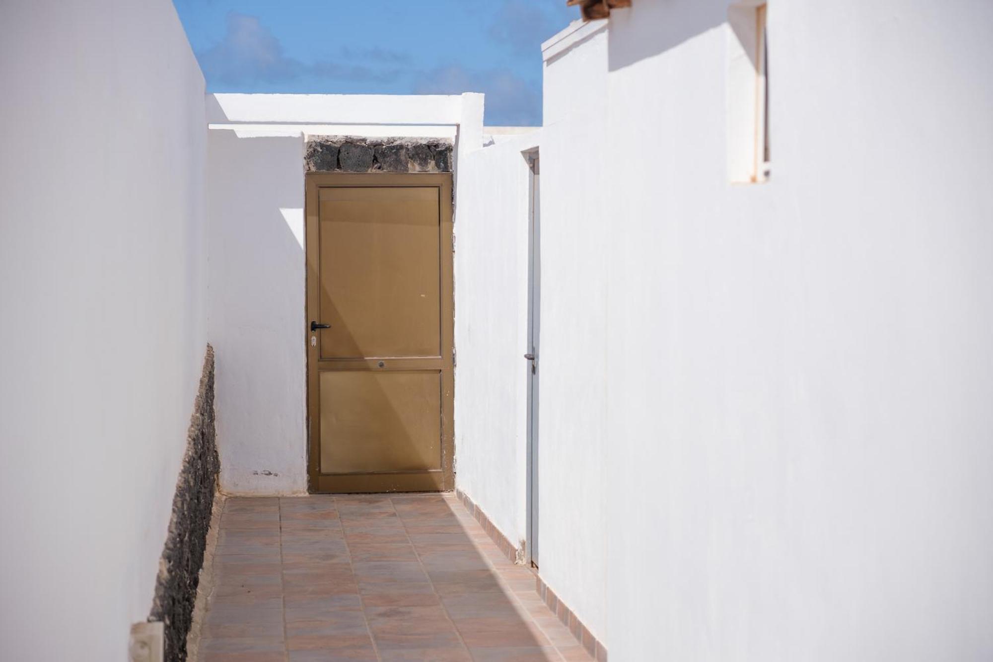 Casa Nepal Apartment Playa Blanca  Exterior photo
